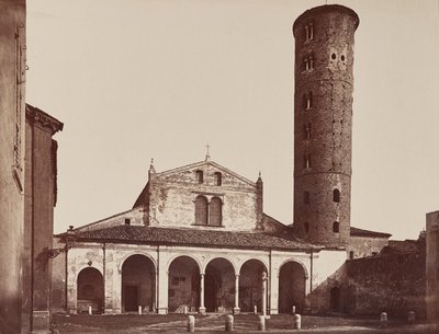 Iglesia con torre redonda, Pompeya, Italia de Unknown artist