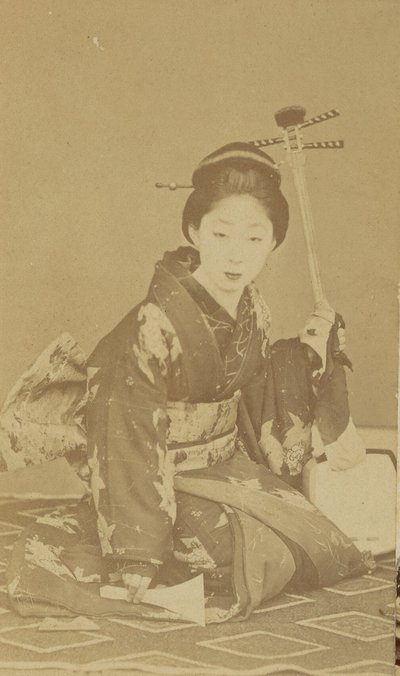 [Mujer japonesa arrodillada] de Unknown artist