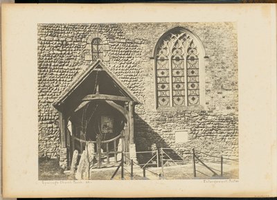 Porche de la iglesia de Lyminge. de Unknown artist