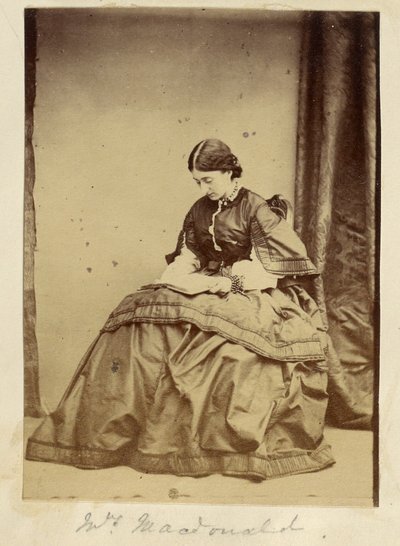 Sra. Macdonald de Unknown artist