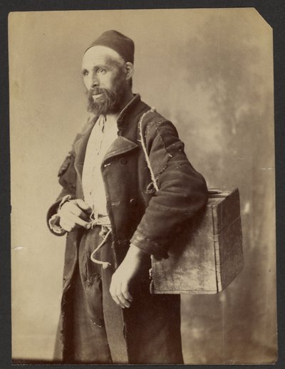 [Retrato de hombre con fez] de Unknown artist