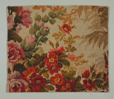 Fragmento de alfombra de Unknown artist