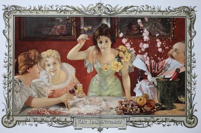 Mujeres bebiendo cócteles juntas en una fiesta de Unknown artist