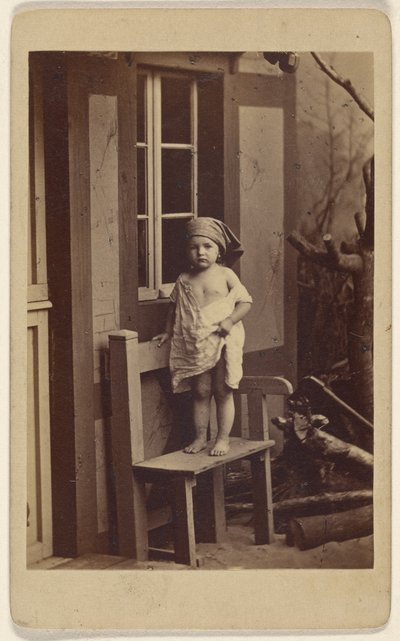 Genrebilder nach der Natur. Landliche Unschuld. [Niña no identificada con pañuelo en la cabeza, de pie en una silla]. de Unknown artist/maker