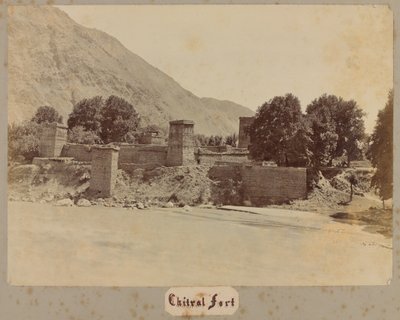 Fuerte Chitral, 1895 de Unknown