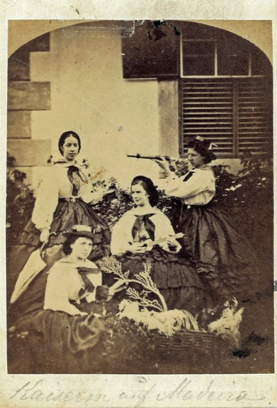 Isabel, emperatriz de Austria y reina consorte de Hungría (24 de diciembre de 1837 - 10 de septiembre de 1898) (foto) de Unknown photographer