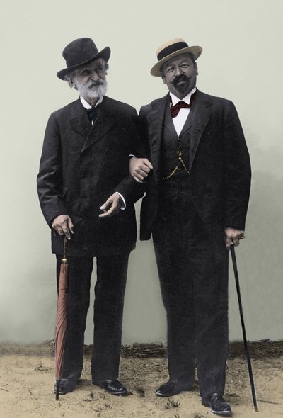 Giuseppe Verdi, compositor italiano (1813-1901), y el tenor Francesco Tamagno (1850-1905) en Montecatini a finales del siglo XIX. de Unknown photographer