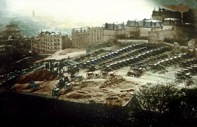 En Montmartre, la artillería pesada del gobierno amenaza París 18 mars de Unknown photographer