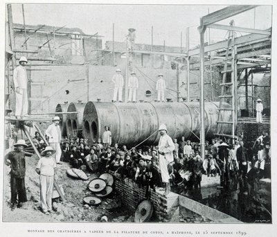 Instalación de calderas de vapor de la hilandería de algodón de Haiphong el 25/9/1899 - en "Le Tonkin en 1900" por Robert Dubois de Unknown photographer