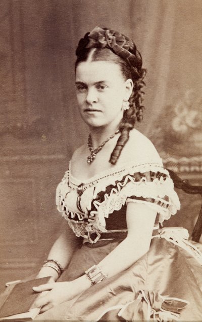 Retrato de Edith Wynne, hacia 1860 (fotografía en blanco y negro) de Unknown photographer