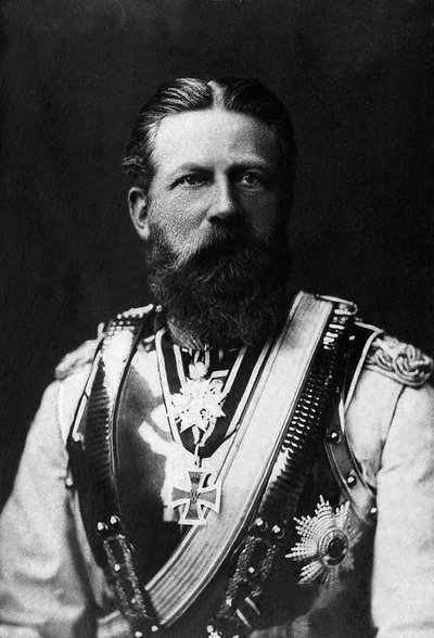 Retrato de Federico III (1831-1888), Rey de Prusia y Emperador de Alemania en 1888 durante 99 días. de Unknown photographer