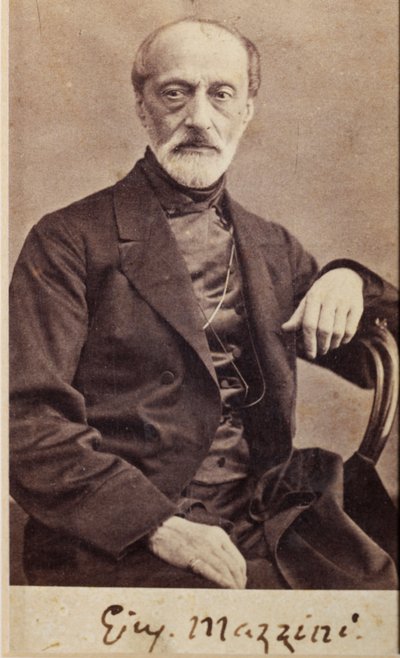 Retrato de Giuseppe Mazzini, con autógrafo (foto en b/n) de Unknown photographer