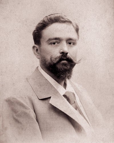 Retrato del compositor y pianista Isaac Albéniz (1860-1909) a los 35 años de Unknown photographer