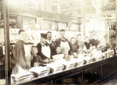 La Maison Seigre, quesero en el mercado de Aligre de Unknown photographer