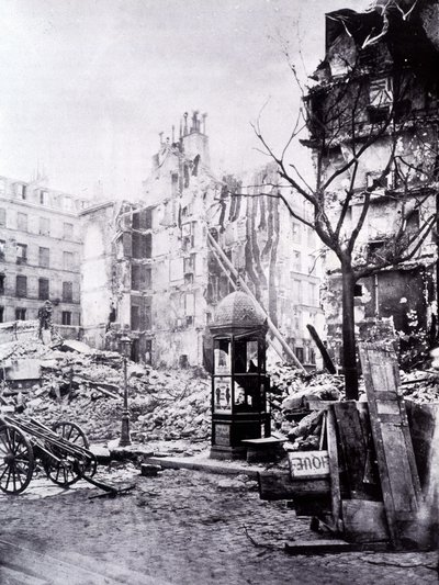 Las grandes obras de París: la esquina de la Rue Royal y la Rue du Fbg St Antoine de Unknown photographer