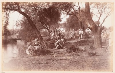 La captura del puente del canal de Alipur por la Caballería de Guías, Campamento de Ejercicios de Delhi, 1885 de Unknown
