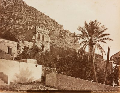 Vista de la Badia Vecchia, Taormina de Unknown photographer
