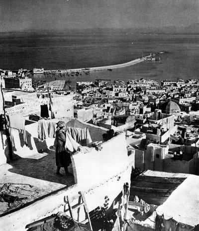 Vista del puerto y la ciudad de Argel, sd de Unknown photographer