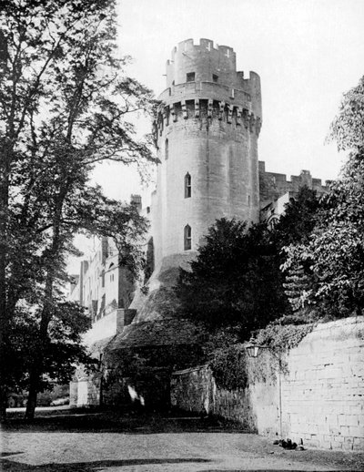 Torre de César, Castillo de Warwick, Warwickshire, 1924-1926 de Valentine and Sons Ltd