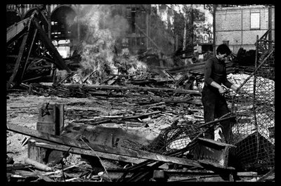 Demolición del mercado central en París, en agosto de 1971 (foto en blanco y negro) de Victor Baltard