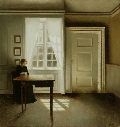 Interior con una dama de Vilhelm Hammershoi