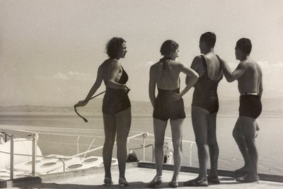 Pasajeros a bordo del Oceania, del álbum 