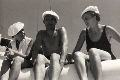 Pasajeros a bordo del crucero "Oceania", del álbum "At the Edge of Oceania 28th July to 10th August 1935". de Vincenzo Balocchi