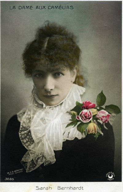 Henriette Rosine Bernard alias Sarah Bernhardt (1844-1923) como “La dama de las camelias” de Alexandre Dumas Jr. (foto) de W. and D. Downey