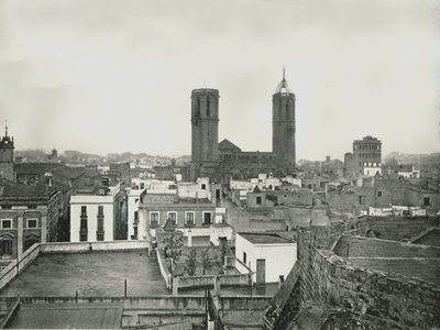 Parte de la ciudad vieja con catedral, Barcelona, España, 1895 de W and S Ltd