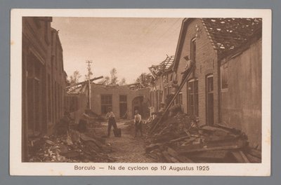 Borculo -- Después del ciclón del 10 de agosto de 1925 de Weenenk and Snel