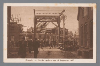 Borculo -- Después del ciclón del 10 de agosto de 1925 de Weenenk and Snel