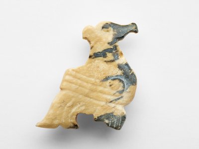 Colgante en forma de pájaro, c.1300-1050 a.C. de Western Zhou Dynasty Chinese School