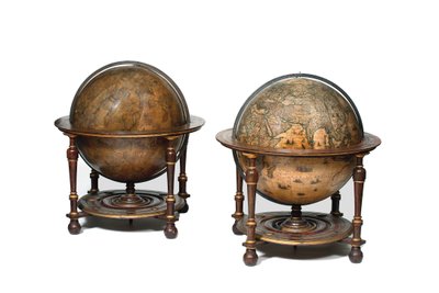 Gran par de globos de biblioteca, el terrestre 1645/48, el celeste después de c.1630 de Willem Blaeu
