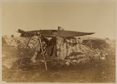 Esquimaux Toupek o tienda de piel, placa 121 de "Las regiones árticas" de Bradford, 1873 de William Bradford