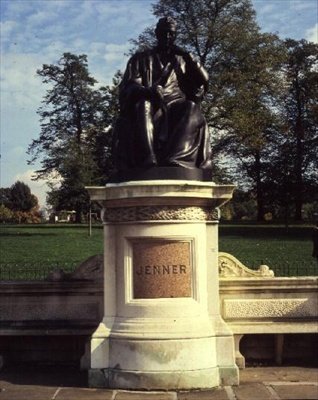 Estatua del Dr. Edward Jenner de William Calder Marshall