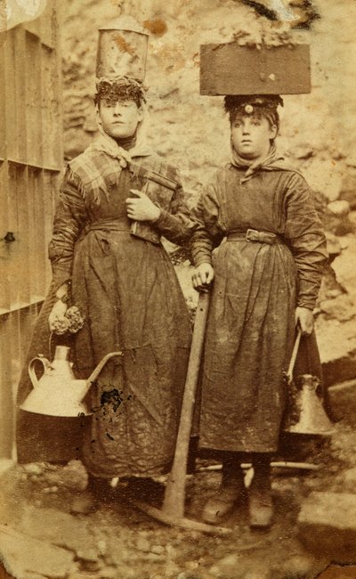 Trabajadores de la fábrica de hierro de Tredegar, Gales de William Clayton