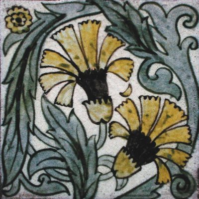 Azulejo con diseño floral de William de Morgan
