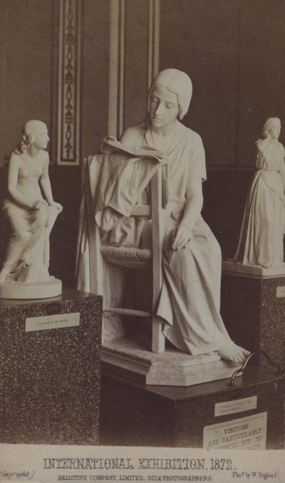Estatuas en exhibición en la Exposición Internacional, Londres de William England