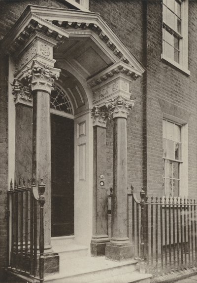 Puerta, Brighton Road, Reigate, Surrey de William Galsworthy Davie