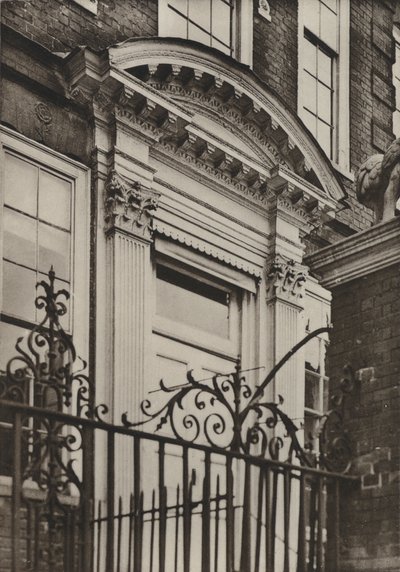 Puerta, North Pallant, Chichester de William Galsworthy Davie
