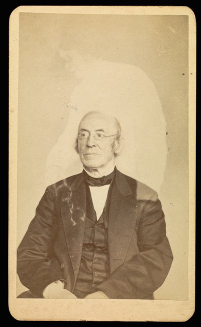 [William Lloyd Garrison]. de William H. Mumler