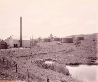 Estación de bombeo de petróleo, cerca de Athens, para el ferrocarril de Lehigh Valley de William H. Rau