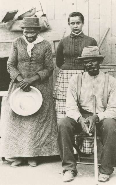 Postal de Harriet Tubman, Nelson Davis y su hija Gertie, ca. 1887, impresa en 1992 de William Haight Cheney