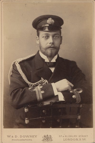 Príncipe Jorge de Gales en uniforme naval de William and Daniel Downey