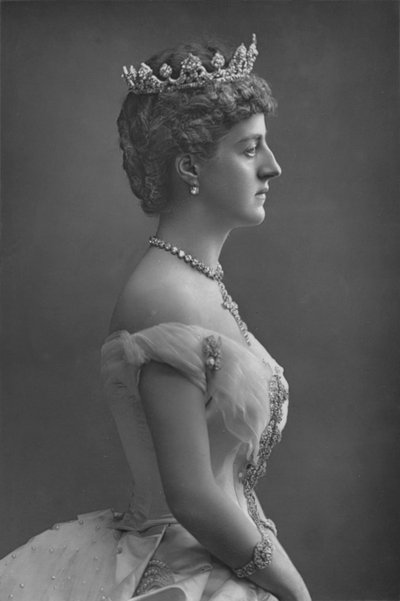 La Marquesa de Londonderry, c1891 de William and Daniel Downey