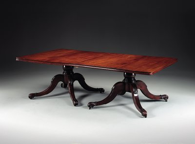 Mesa de comedor de dos pedestales George IV irlandesa, c.1825 de Williams and Gibton (attr. to) Mack
