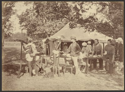[Consulta en el campamento] de Willoughby Wallace Hooper