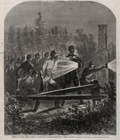 Los rebeldes, fuera de sus fortificaciones en Yorktown, realizan un reconocimiento con linternas apagadas de Winslow Homer