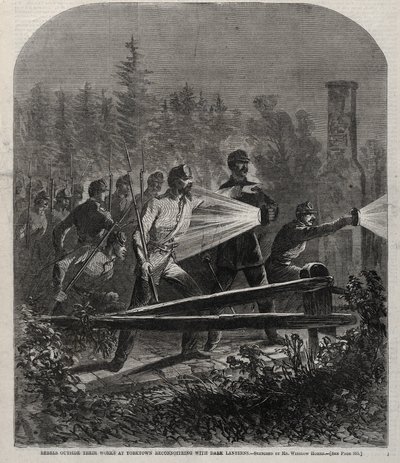 Rebeldes fuera de sus obras en Yorktown, reconociendo con linternas oscuras, 1862 de Winslow Homer