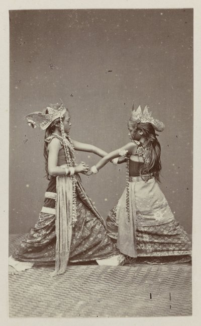 Dos bailarines javaneses de Woodbury and Page